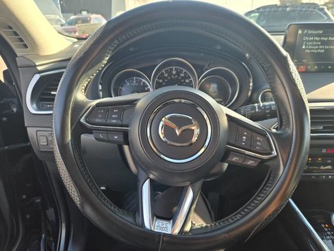 Used 2019 MAZDA CX-9 Touring w/ Touring Premium Package image 25