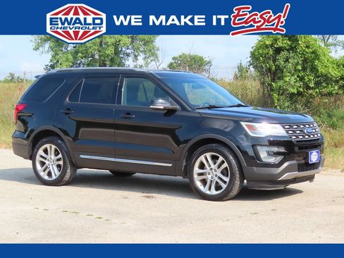 Used 2016 Ford Explorer XLT w/ Equipment Group 202A AWD/4WD image 1