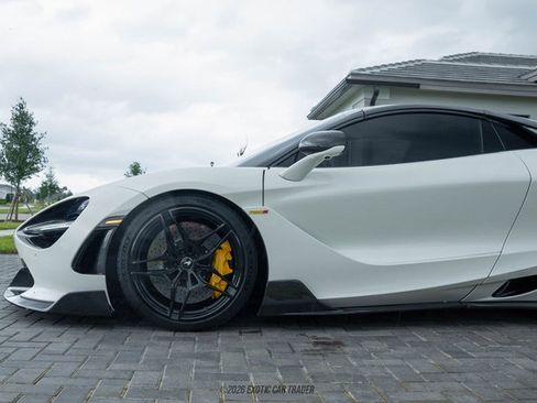 Used 2020 McLaren 720S Performance RWD image 75