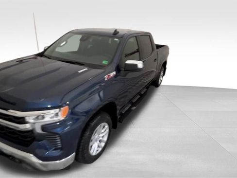 Used 2023 Chevrolet Silverado 1500 LT image 6
