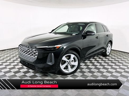 Used 2025 Audi Q5 Prestige AWD/4WD image 1