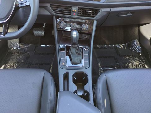 Used 2020 Volkswagen Jetta SEL image 17