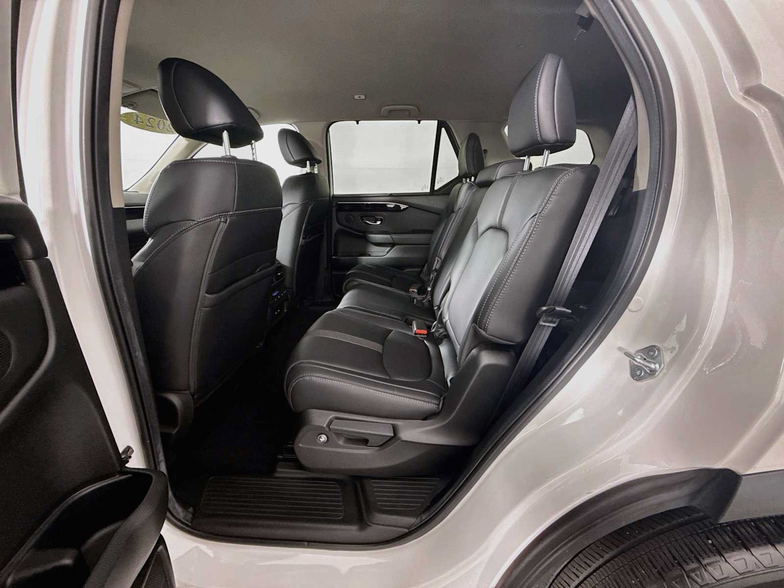 Used 2024 Honda Pilot EX-L image 22