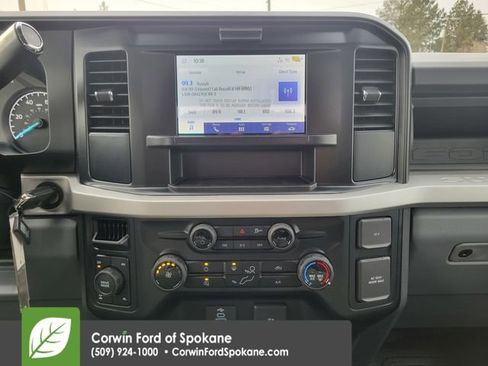 New 2026 Ford F250 XL w/ XL Chrome Package image 26