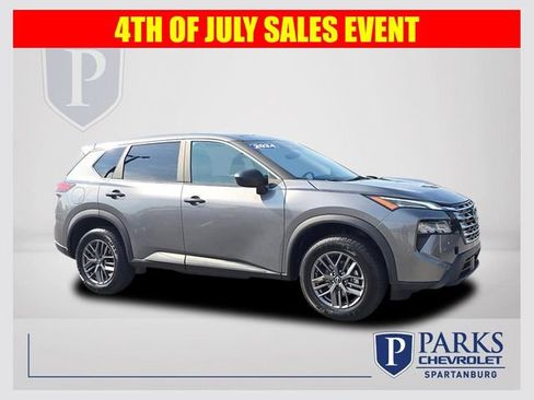 Used 2024 Nissan Rogue S FWD image 1