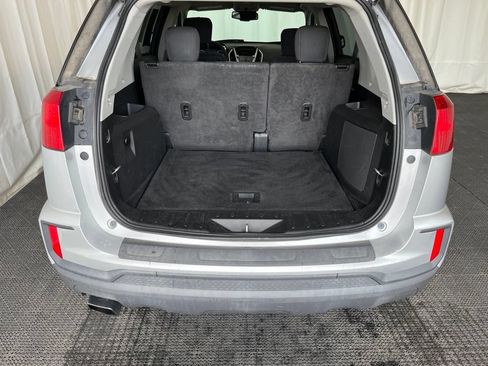 Used 2016 GMC Terrain SLE FWD image 26