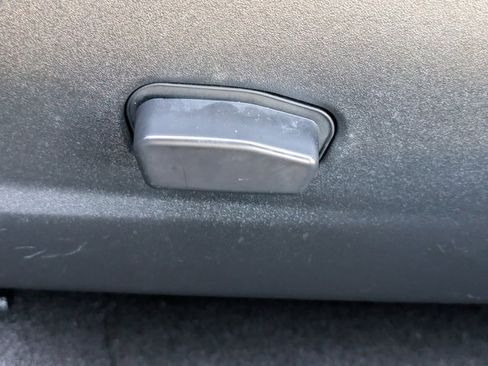 Used 2023 Dodge Challenger R/T w/ Blacktop Package image 13