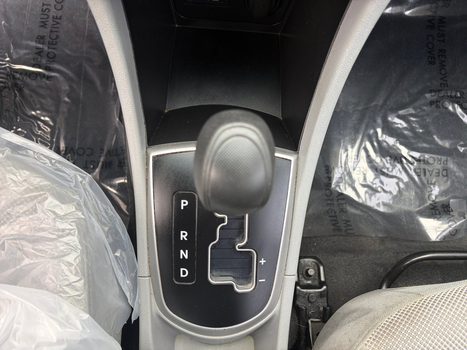 Used 2012 Hyundai Accent GS FWD image 21