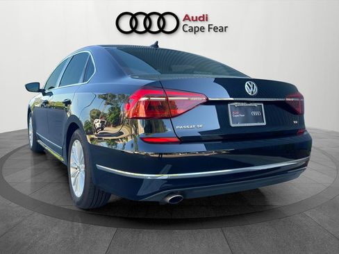 Used 2017 Volkswagen Passat 1.8T SE FWD image 3