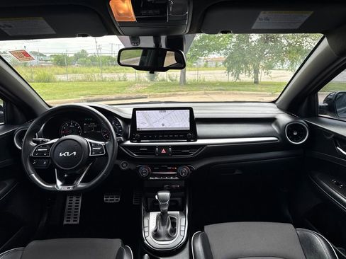 Used 2022 Kia Forte GT-Line FWD image 11