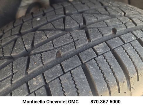Certified 2026 Chevrolet Equinox LT FWD image 10