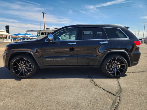 Used 2018 Jeep Grand Cherokee Limited w/ Luxury Group II RWD image 7