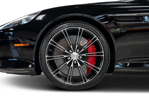Used 2015 Aston Martin DB9 Volante image 18