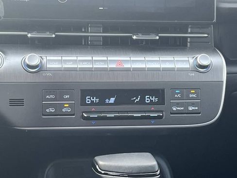 Used 2024 Hyundai Kona SEL FWD image 16