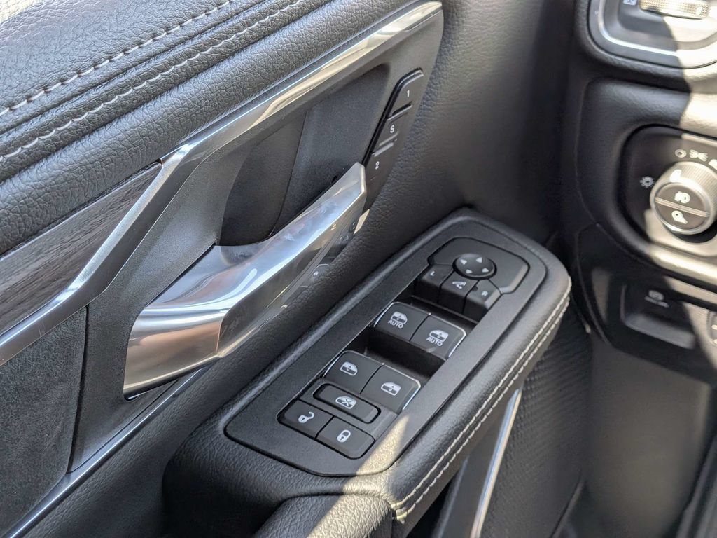 New 2026 RAM 1500 Laramie w/ Laramie Preferred Package AWD/4WD image 21