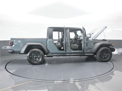 New 2026 Jeep Gladiator Sport image 64