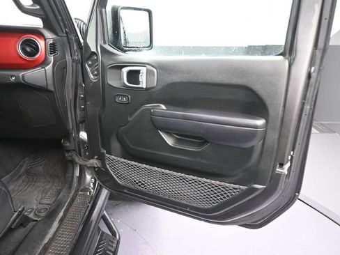 Used 2021 Jeep Gladiator Rubicon image 10