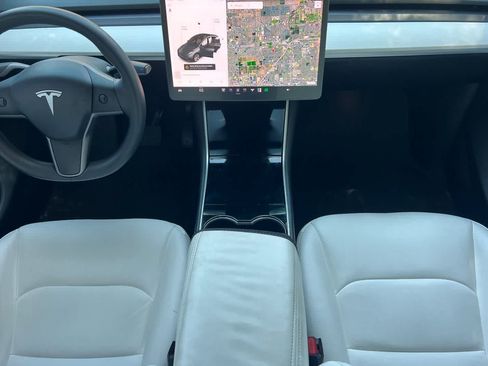 Used 2020 Tesla Model Y Long Range AWD/4WD image 4
