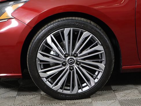 Used 2024 Nissan Altima 2.5 SL image 23