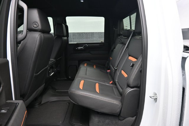 Used 2026 GMC Sierra 2500 AT4 w/ AT4 Preferred Package AWD/4WD image 15