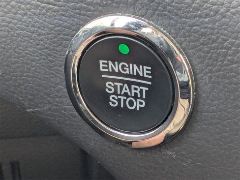 Used 2023 Ford Edge SEL image 30