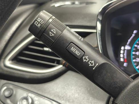 Used 2021 Chevrolet Trax LT image 37