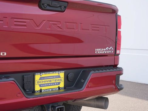 Used 2025 Chevrolet Silverado 3500 High Country w/ High Country Premium Package AWD/4WD image 10