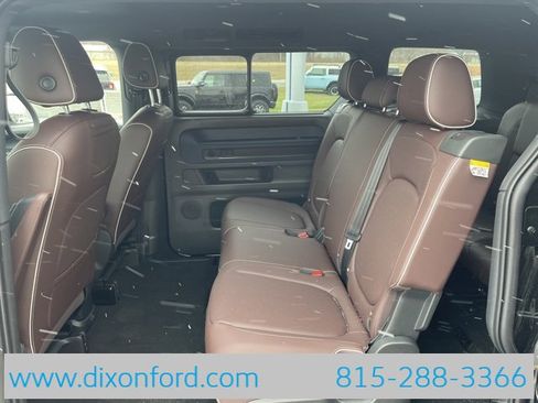 New 2025 Volkswagen ID. Buzz Pro S image 21