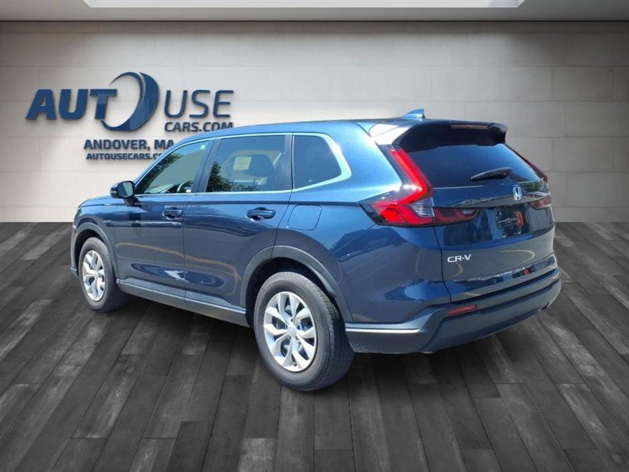 Used 2025 Honda CR-V LX image 3