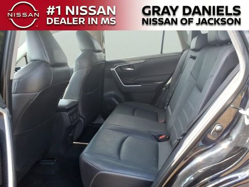 Used 2021 Toyota RAV4 XLE Premium AWD/4WD image 25