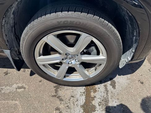 Used 2022 Volvo XC90 T6 Momentum w/ Climate Package AWD/4WD image 9
