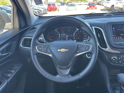 Used 2024 Chevrolet Equinox LT AWD/4WD image 8