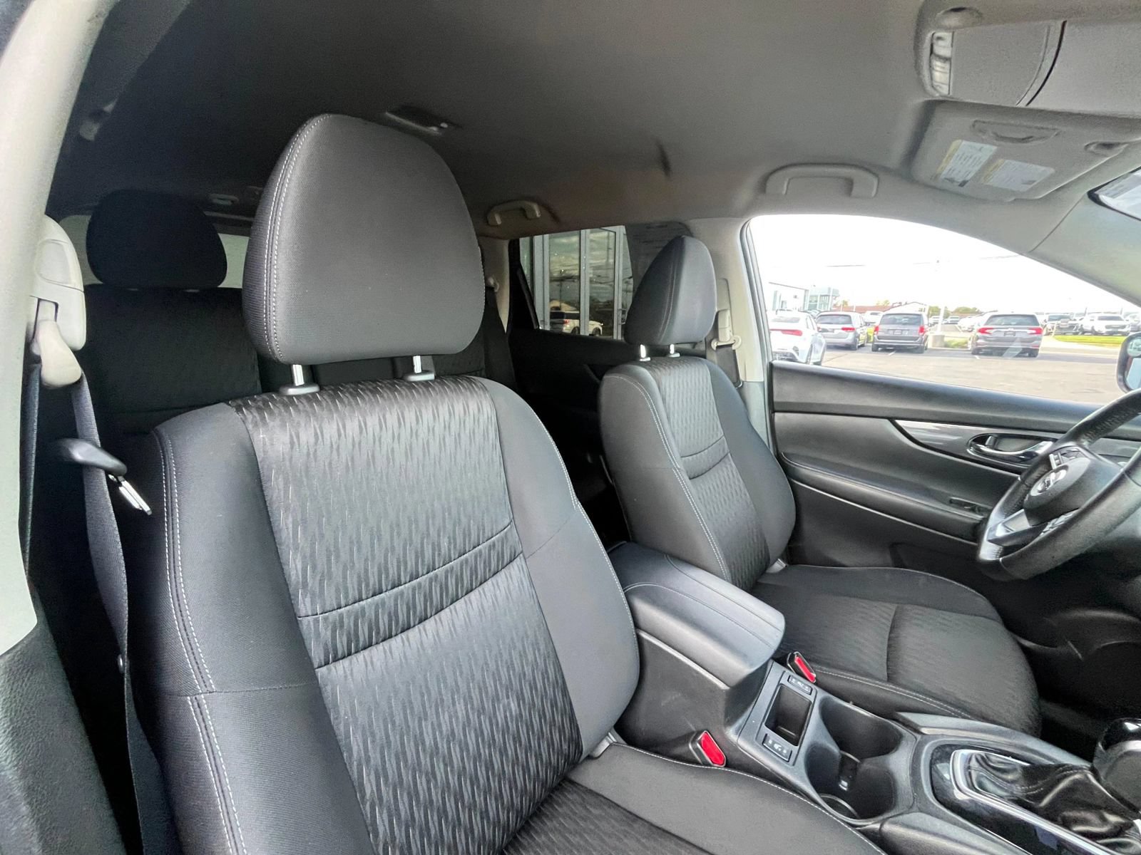 Used 2020 Nissan Rogue S w/ Special Edition Package AWD/4WD image 29