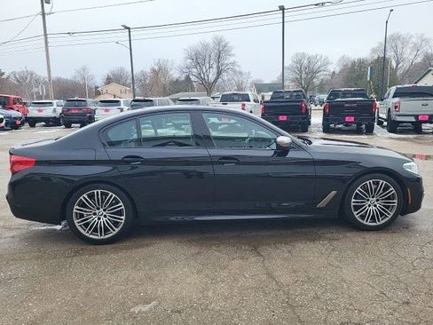 Used 2019 BMW M550i xDrive w/ Dynamic Handling Package image 23