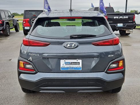Used 2021 Hyundai Kona SE AWD/4WD image 6