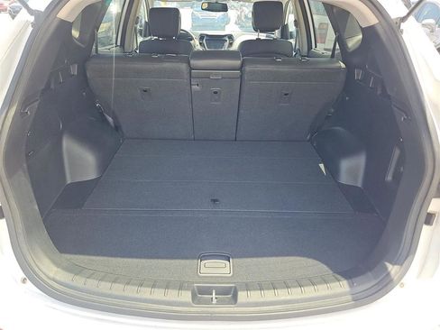 Used 2013 Hyundai Santa Fe Sport 2.0T w/ Technology Pkg FWD image 15
