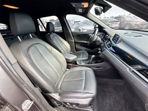 Used 2019 BMW X1 xDrive28i image 33