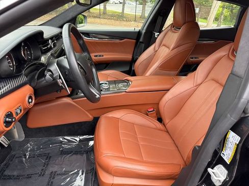 Used 2023 Maserati Quattroporte Modena Q4 AWD/4WD image 22