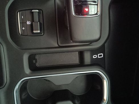 Used 2023 GMC Sierra 1500 Denali Ultimate AWD/4WD image 18
