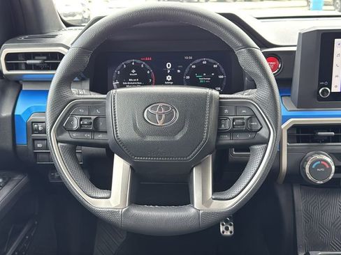 Certified 2025 Toyota Tacoma TRD Sport AWD/4WD image 19