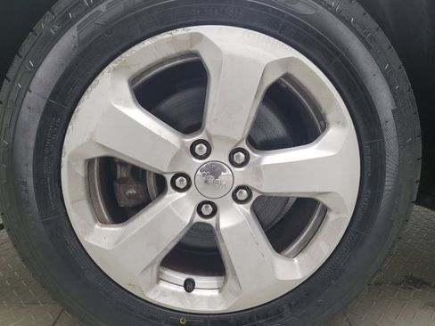 Used 2018 Jeep Compass Latitude w/ Popular Equipment Group image 30