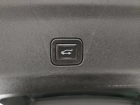 Used 2021 GMC Yukon XL Denali AWD/4WD image 57