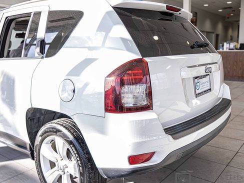 Used 2017 Jeep Compass Sport w/ Power Value Group image 15