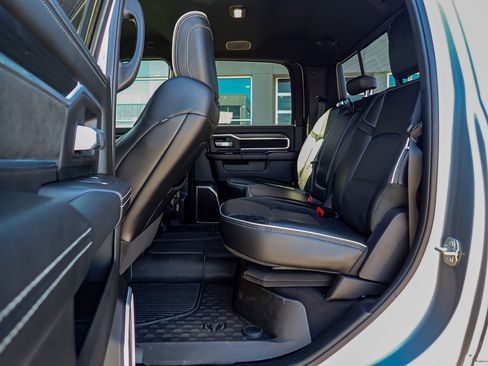 Used 2024 RAM 3500 Laramie w/ Night Edition image 29