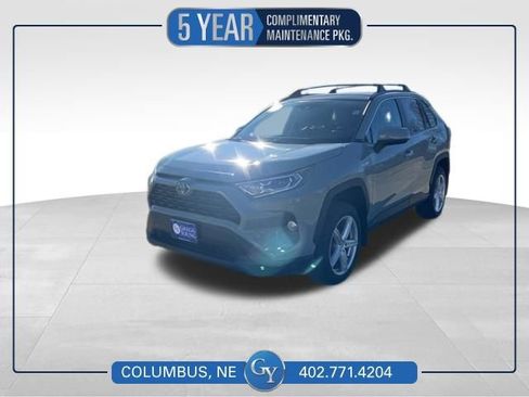 Used 2021 Toyota RAV4 XLE Premium image 1