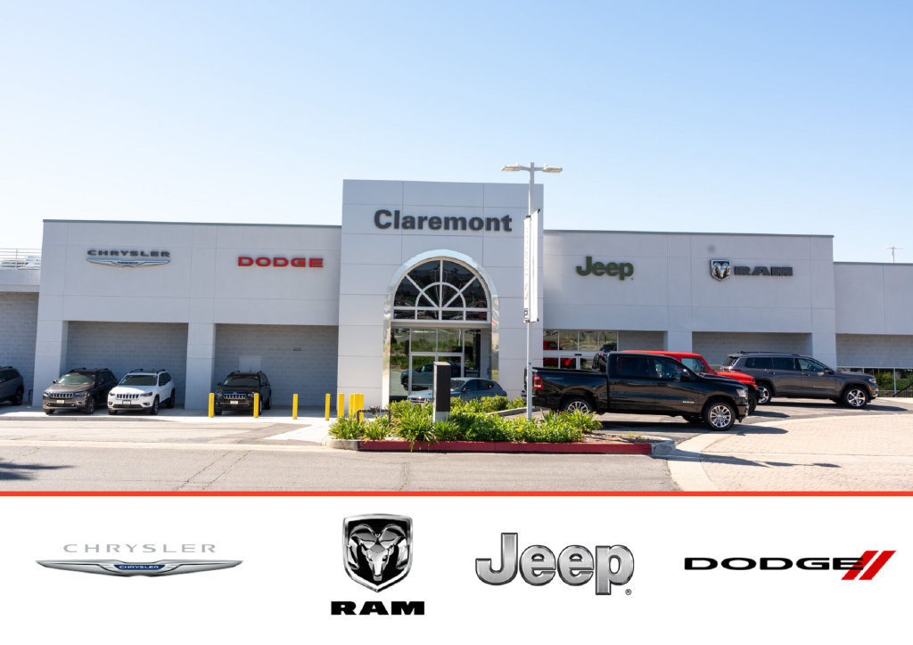 Used 2024 RAM 3500 Tradesman w/ Chrome Appearance Group AWD/4WD image 3
