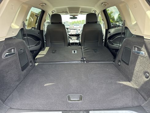 Used 2020 Buick Envision Essence FWD image 33