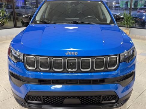 Used 2022 Jeep Compass Latitude image 13