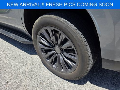 Used 2023 Chevrolet Tahoe RST w/ Luxury Package RWD image 7
