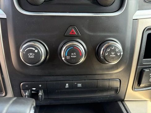 Used 2013 RAM 1500 Big Horn image 20